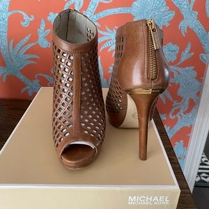 Michael Kors Pumps